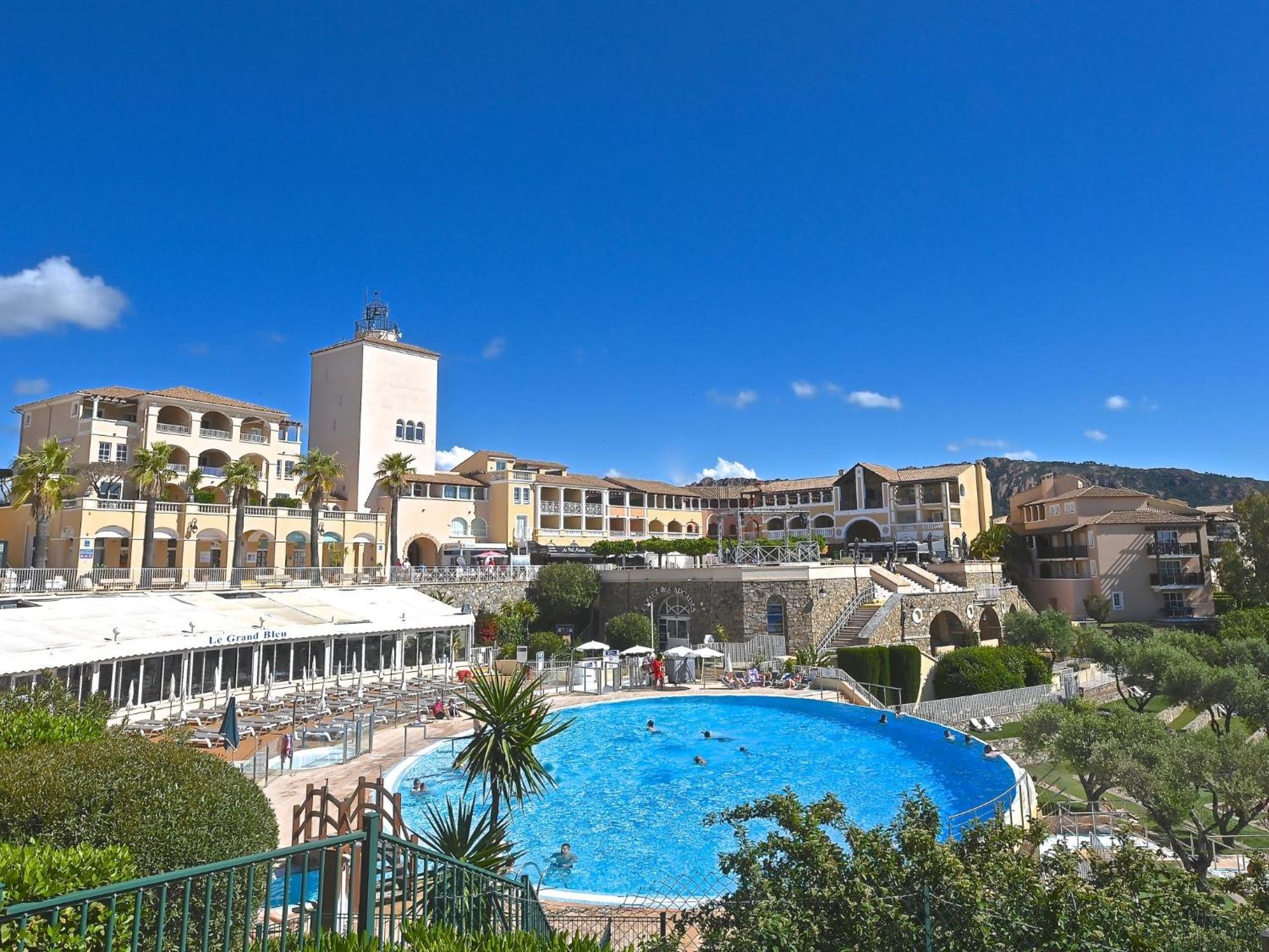 Apartment Village Cap Esterel - Le Village-52 By Interhome Saint-Raphael  Exterior photo
